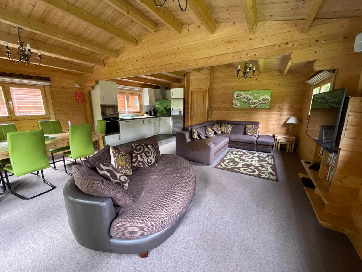 Ilodge 73 Louth  Bagian luar foto