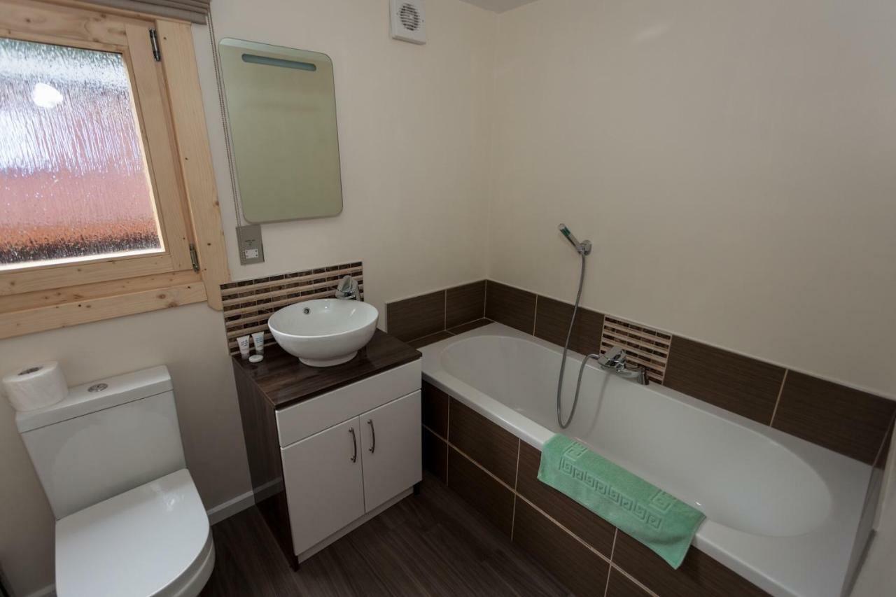 Ilodge 73 Louth  Bagian luar foto